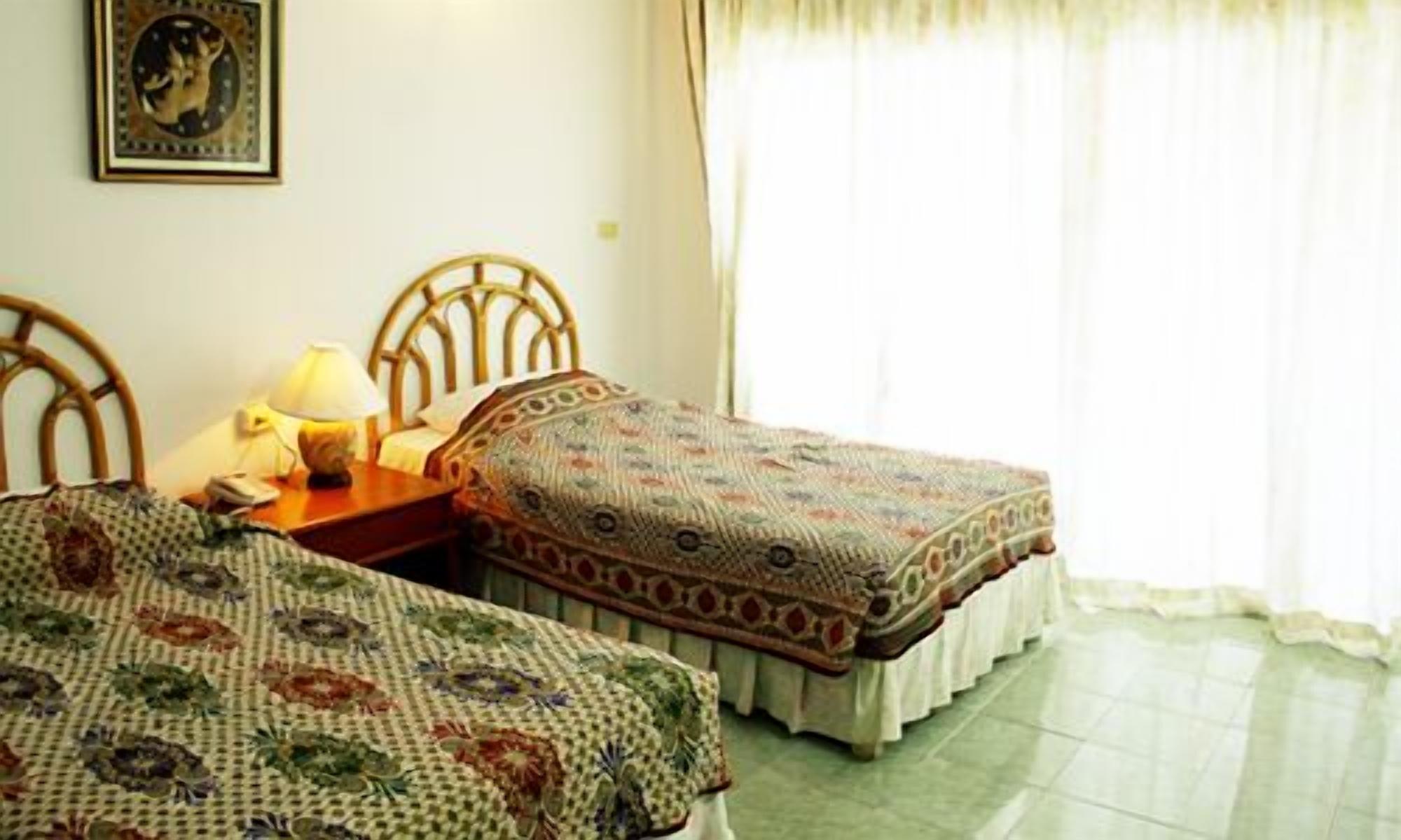Duenshine Resort Kanchanaburi Eksteriør billede