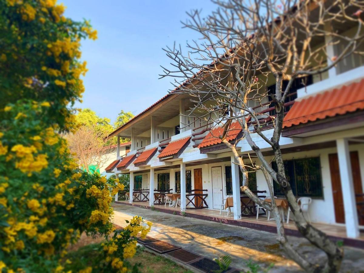 Duenshine Resort Kanchanaburi Eksteriør billede