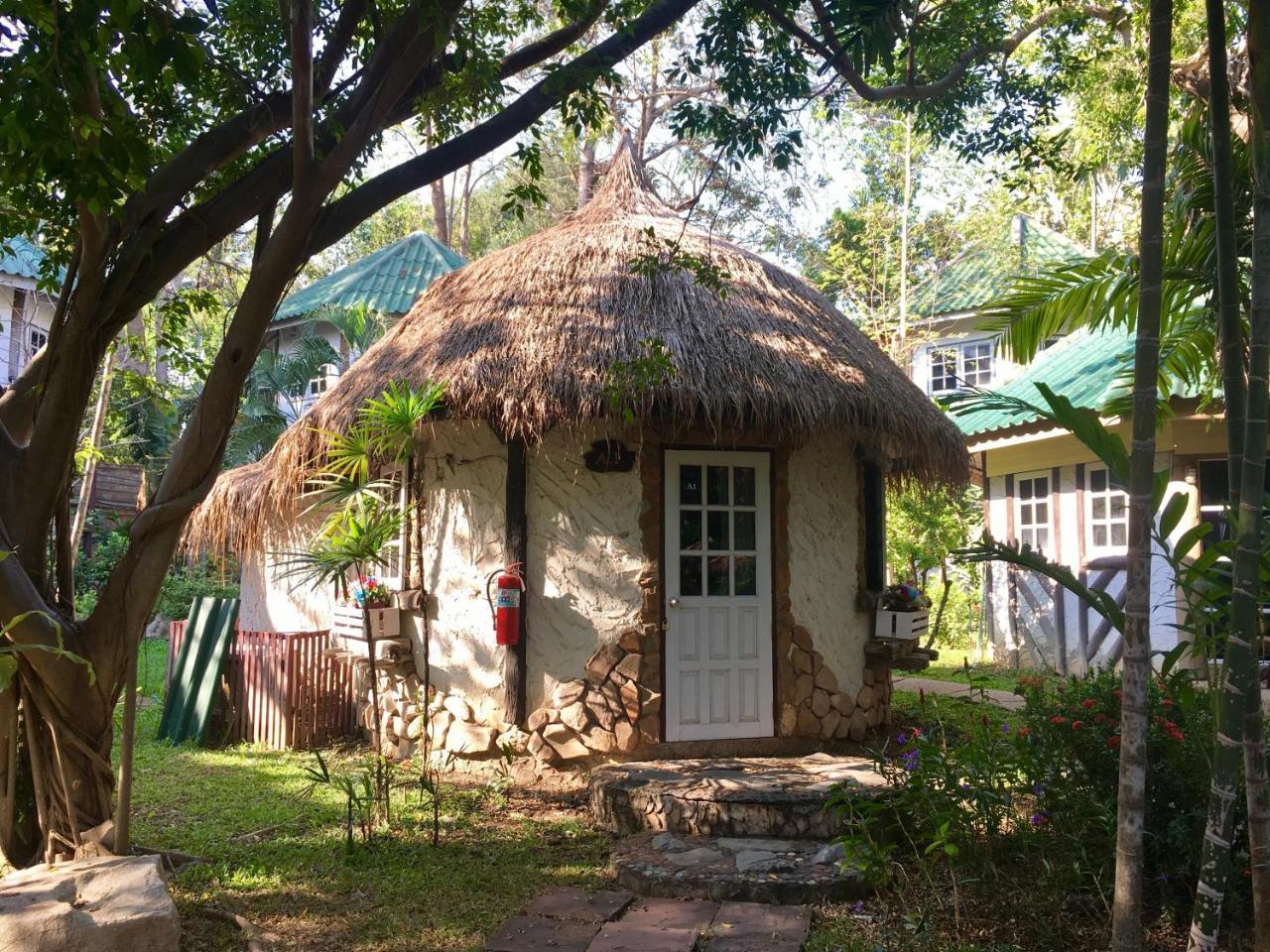 Duenshine Resort Kanchanaburi Eksteriør billede