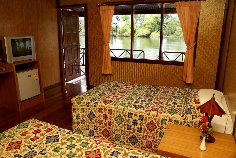 Duenshine Resort Kanchanaburi Eksteriør billede